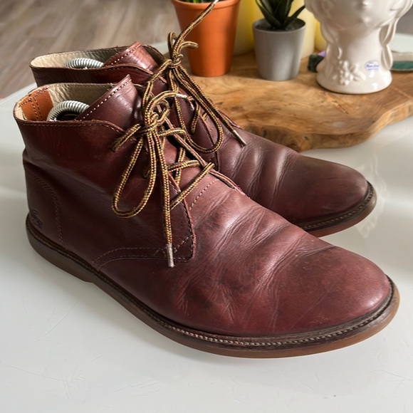 Lacoste Other - Lacoste Men’s Sherbrooke Hi 5 SRM LTH Chukka Boots